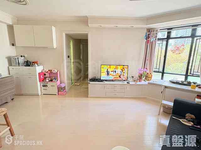 Quarry Bay - Kornhill Block P 06