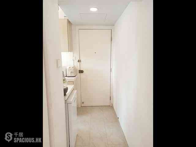 Sheung Wan - Hang Cheong Tai Building 11