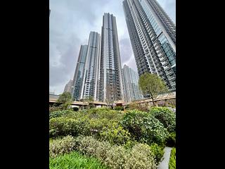 Lohas Park - Lohas Park Phase 12B Park Seasons 10
