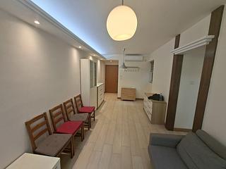 Sheung Wan - Queen's Terrace 04