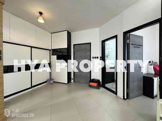 Kennedy Town - Hee Wong Terrace 04