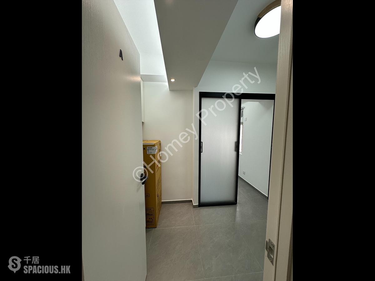 Prince Edward - Honland Building 01