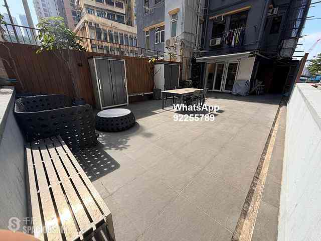 Shek Tong Tsui - Wo Fat Building 01