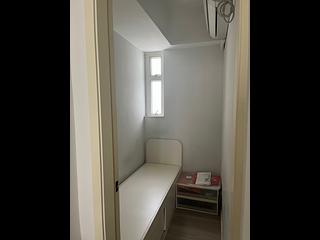 Wan Chai - Sun Tao Building 04