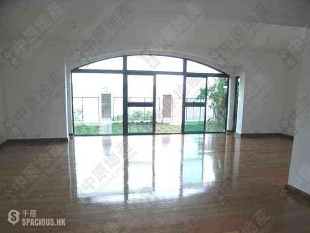 Stanley - Villa Rosa 03