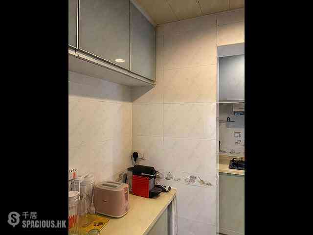 Wan Chai - Phoenix Court Block 3 03