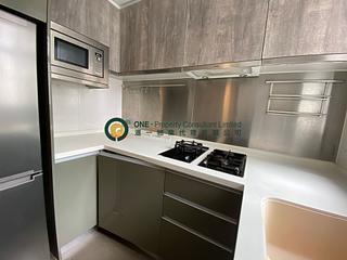 Sai Ying Pun - Island Crest 04
