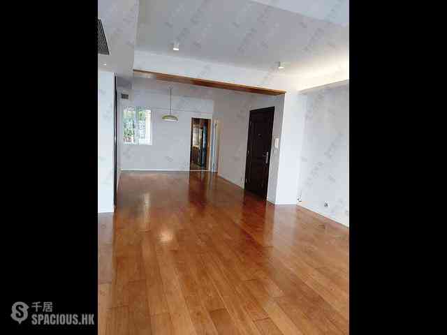 Tai Hang - Swiss Towers Block 3 (Block EF) 03
