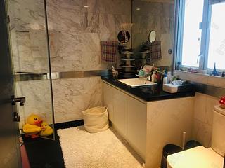 Pok Fu Lam - Villa Cecil 03
