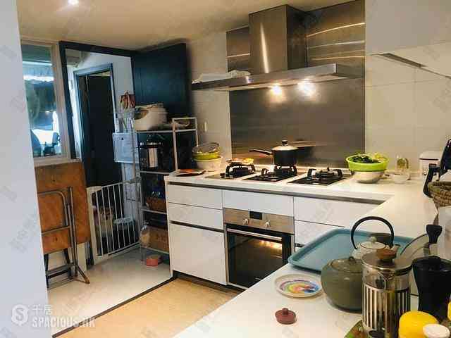 Pok Fu Lam - Villa Cecil 05