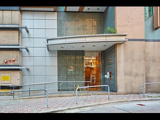 Wan Chai - Brilliant Court 06