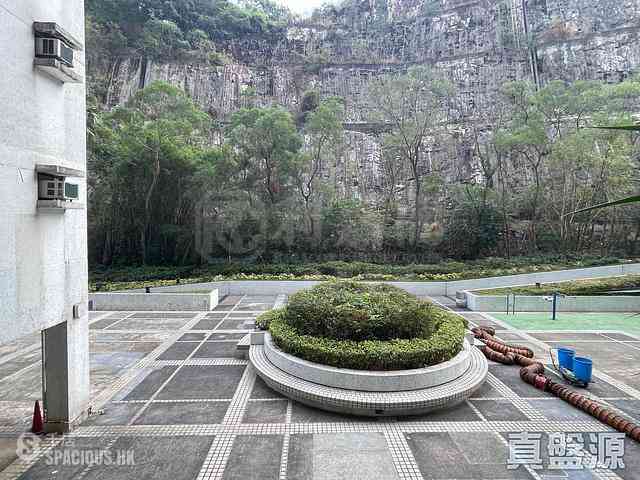 Lam Tei - 85, Tuen Mun San Tsuen Block E 01