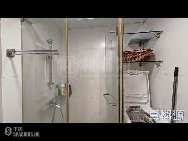 Quarry Bay - Kornhill Block R 04