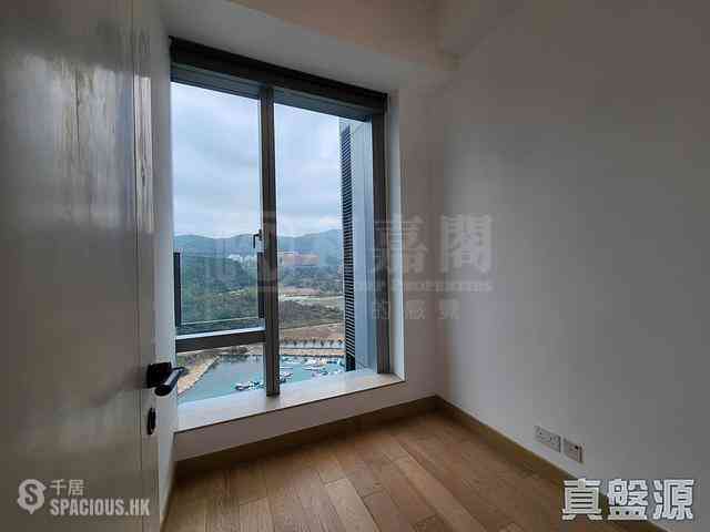 Tseung Kwan O - Savannah Block 3A 05