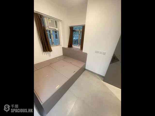 Tsim Sha Tsui - Wing Lee Building 07