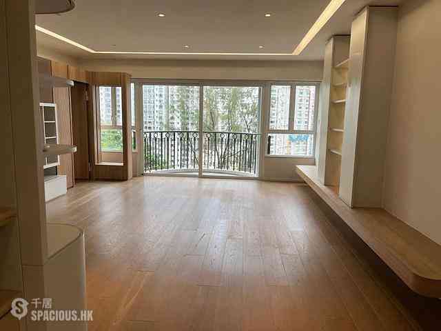 Tai Hang - Carnation Court 02