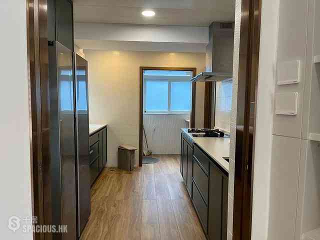 Tai Hang - Carnation Court 05