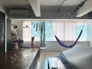 坚尼地城 - 广基工厂大厦 04