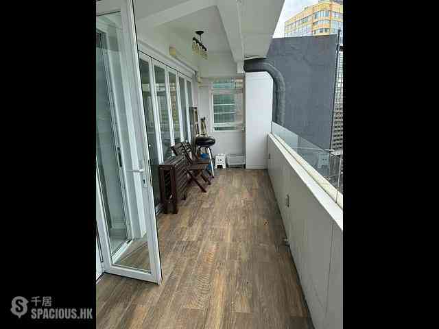 Causeway Bay - Bay View Mansion Block A 22