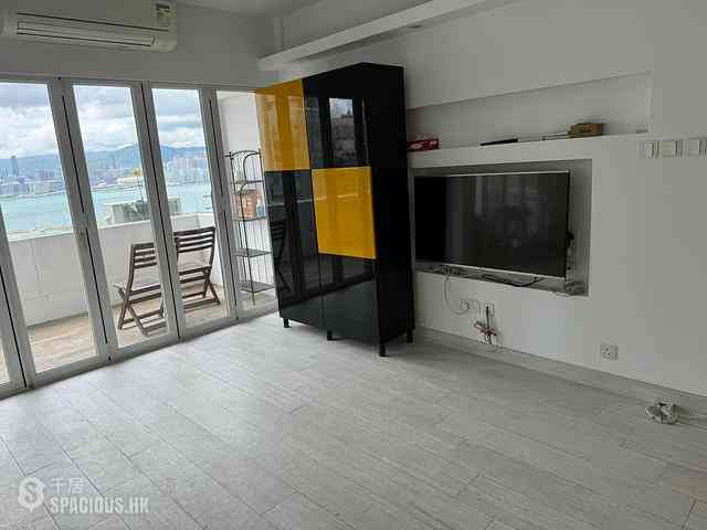 Causeway Bay - Bay View Mansion Block A 26
