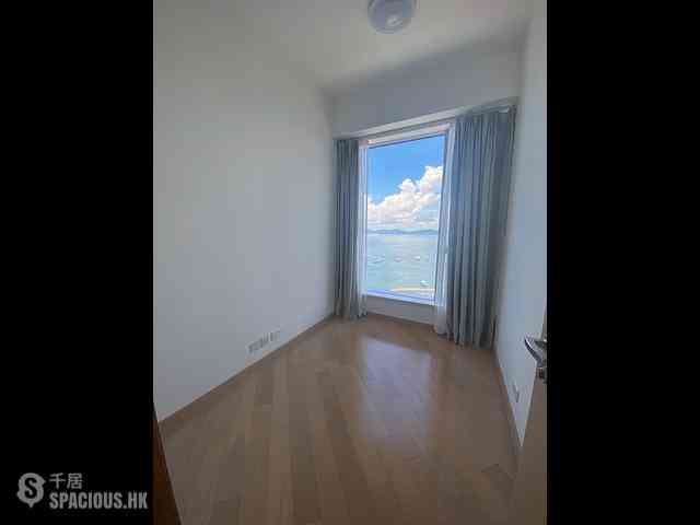 West Kowloon - The Cullinan (Tower 21 Zone 2 Luna Sky) 09