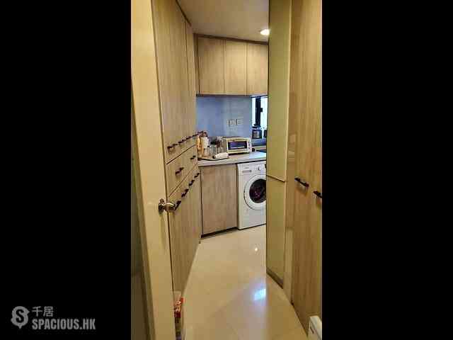 Sai Ying Pun - Ning Yeung Terrace Block A 06