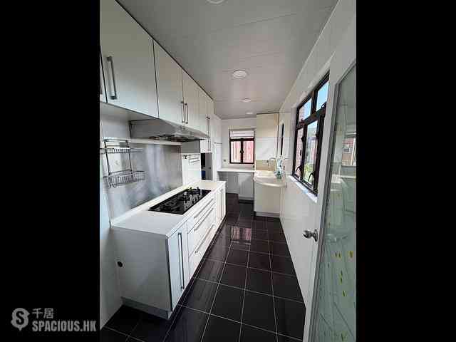 Braemar Hill - Evelyn Towers 07