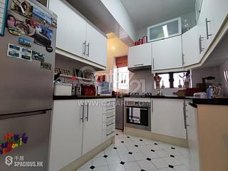 Mid Levels Central - 36-36A, Kennedy Road 13