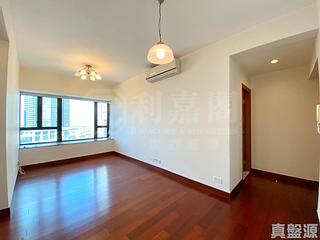 West Kowloon - The Arch Sun Tower (Block 1A) 02