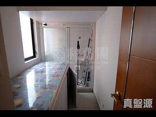 West Kowloon - The Arch Moon Tower (Block 2A) 09
