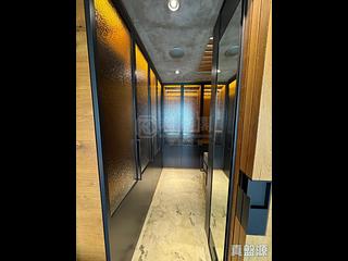 West Kowloon - The Arch Moon Tower (Block 2A) 04