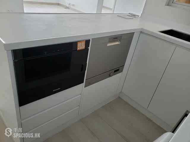Causeway Bay - Elizabeth House Block A 05