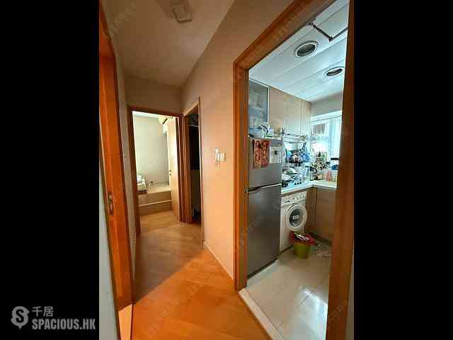 Wan Chai - The Zenith Phase 1 Block 1 06
