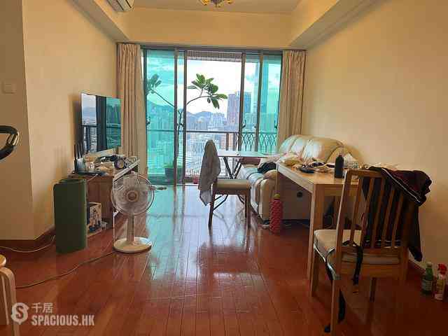 Yau Ma Tei - Parc Palais Block 7 01