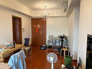 Yau Ma Tei - Parc Palais Block 7 02