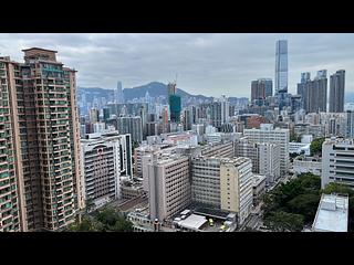 Yau Ma Tei - Parc Palais Block 7 03
