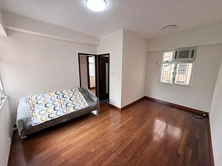 Wan Chai - Wah Fat Mansion 04