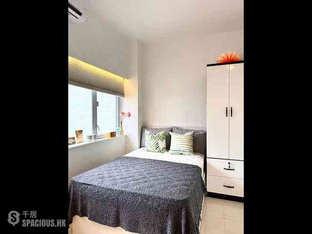 Sheung Wan - Yu Hing Mansion 06
