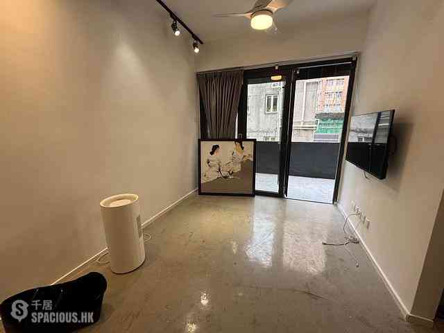 Sheung Wan - Tai Wing House 02