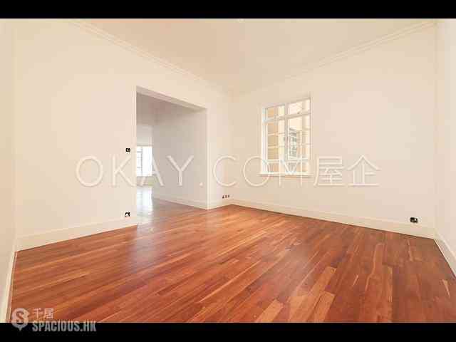 The Peak - La Hacienda Block B 04