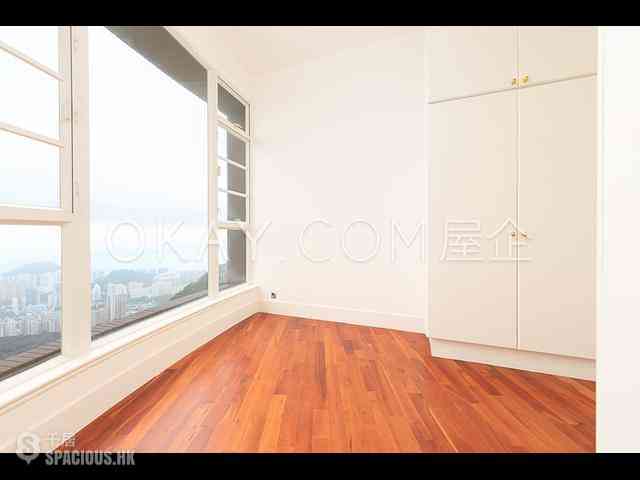 The Peak - La Hacienda Block B 05