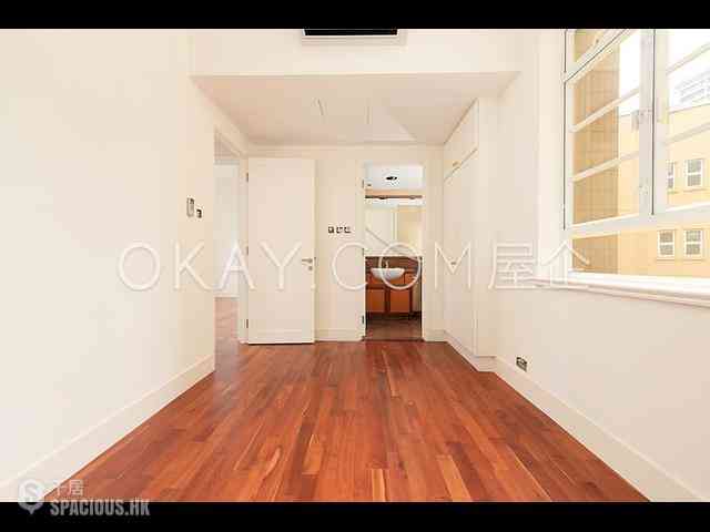 The Peak - La Hacienda Block B 10