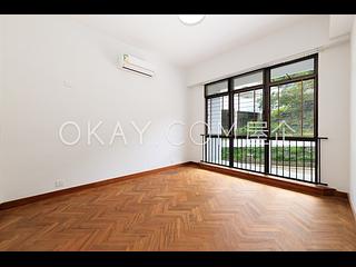Pok Fu Lam - Pine Grove Block 5 15