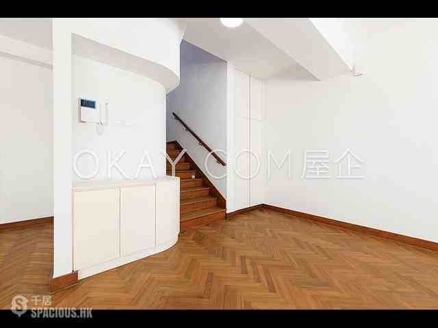 Pok Fu Lam - Pine Grove Block 5 20