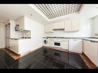 Pok Fu Lam - Villa Cecil Phase 3 Block 1 07