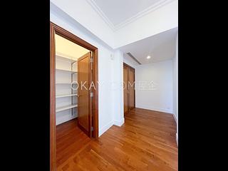 The Peak - La Hacienda Block B 20