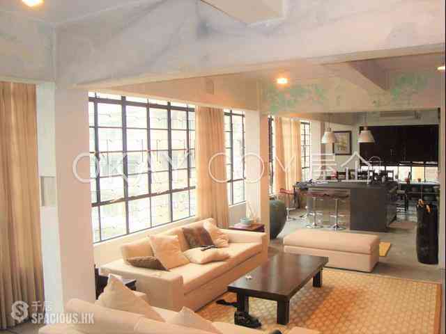 Soho - 60-62, Staunton Street 01