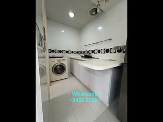 Sai Ying Pun - Tat Hing Building 09