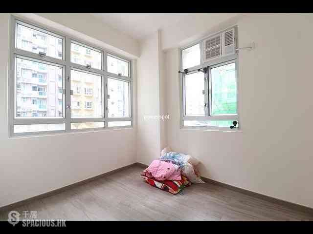 Wan Chai - Antung Building 06