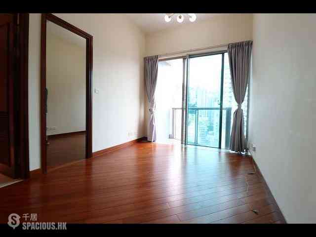 Wan Chai - The Avenue Phase 2 Block 1 02